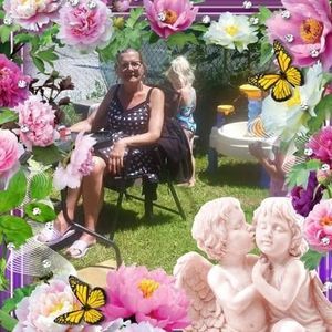 Meet your Posher, Rita